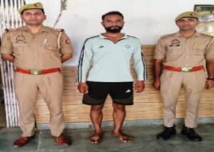 मथुरा 25 जून 26*थाना कोतवाली पुलिस द्वारा चोरी करने वाले अभियुक्त को चोरी के पैसो के साथ किया गया गिरफ्तार ।*