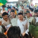 बाँदा27जून26*भरत तिवारी हत्याकांड के विरोध में अतर्रा तहसील जिला बांदा उत्तरप्रदेश के युवाओं की मशाल यात्रा,