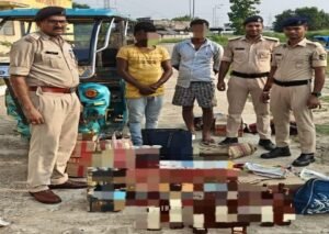 पूर्णिया बिहार 28 जून26 डगराहा में पुलिस की बड़ी कार्रवाई, टोटो से 63 लीटर विदेशी शराब जब्त