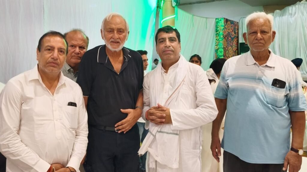 पंजाब १८ जूं ०२६ * एडवोकेट संदीप बजाज के पिता के निधन पर के.एस. कंग ने जताया शोक