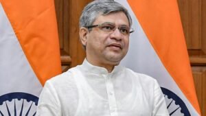 नोएडा28जून26*रेल मंत्री अश्विनी वैष्णव का बुलेट ट्रेन के संबंध में बड़ा बयान -