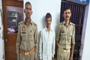 मथुरा 2 जून 26*थाना गोवर्धन पुलिस द्वारा 01 अभियुक्त को 200 ग्राम अवैध नशीला पदार्थ (गांजा) सहित किया गया गिरफ्तार ।*