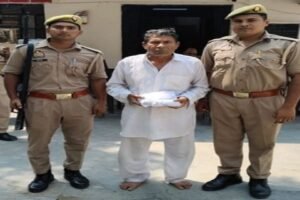 मथुरा 3 जून 26*थाना छाता पुलिस द्वारा “ऑपरेशन प्रहार” के तहत 01 अभियुक्त को 260 ग्राम अवैध नशीला पदार्थ गांजा के साथ किया गया गिरफ्तार ।*