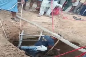 हरदोई१९ जून २०२६ *  -20 फीट गहरा गड्ढा बना किसान की ज़िंदगी का आखिरी सफर,