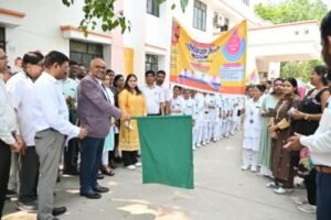 कानपूर नगर २७ जून २०२६ * पल्स पोलियो अभियान, 5.12 लाख बच्चों को पोलियो की खुराक पिलाने का लक्ष्य, डीएम ने जागरूकता रैली को दिखाई हरी झंडी