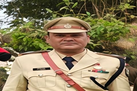 पूर्णिया बिहार 29 जून 26* वर्दी को सलाम, आंखें नम: रूपौली के पर्यवेक्षी पदाधिकारी हरि शंकर मिश्र का असामयिक निधन, पूर्णिया पुलिस परिवार में शोक की लहर