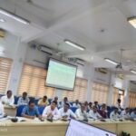 कौशाम्बी3जुलाई26*जिलाधिकारी ने की कर-करेत्तर एवं राजस्व कार्यों की प्रगति की समीक्षा*