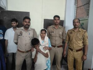 कानपुर नगर4जुलाई26*11 वर्षीय लापता बच्चा को मां से मिलाया कल्याणपुर पुलिस ने*