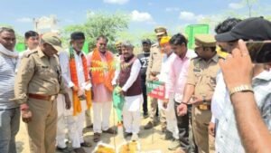 अयोध्या5जुलाई26*एक पेड़ माँ के नाम' से शुरू हुआ महाअभियान, रुदौली में तीन लाख से अधिक पौधे लगाए जाएंगे