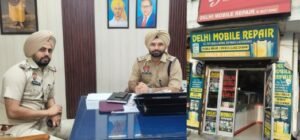 अबोहर पंजाब6जुलाई26*दिल्ली मोबाइल रिपेयर में हुई चोरी जल्द होगी ट्रेस, पूछताछ के लिए दो युवक हिरासत में