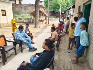 अयोध्या11जुलाई26*दुख की हर दहलीज पर पहुंचे रुश्दी मियां, पीड़ित परिवारों को दी आर्थिक मदद