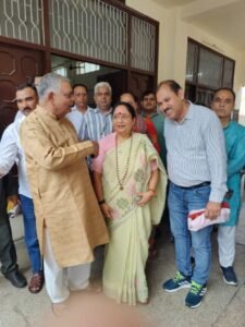 देहरादून12जुलाई26*विधानसभा अध्यक्ष रितु खंडूरी से मिले पत्रकार कल्याण समिति के पदाधिकारी |