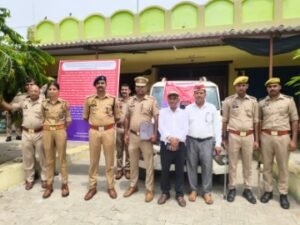 मथुरा*थाना महावन पुलिस द्वारा 68-F(2)-एन0डी0पी0एस0 के तहत अपराधी की 1कार ,1मोटरसाइकिल व1 आवासीय जमीन के अधिग्रहण की कार्यवाही की गई ।*