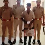 मथुरा15जुलाई26* रीजेन्सी गार्डन गोदाम में इलैक्ट्रिक उपकरण चोरी करने वाले वांछित अभियुक्त को चोरी के माल के साथ गिरफ्तार किया गया ।*