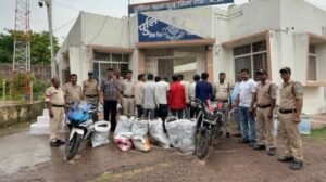 रीवा18जुलाई26*सोलर प्लांट से एक वर्ष पूर्व कॉपर वायर चोरी कर बेचने वाले चोरों के गिरोह का हुआ खुलासा,