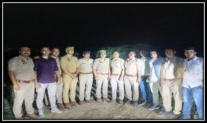 मथुरा 19 जुलाई 26* लूट सहित हत्या करने वाले 03 अभियुक्तगण को दौराने पुलिस मुठभेड़ किया गया गिरफ्तार।*