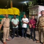 नोयडा22जुलाई26*दिल्ली प्रदर्शन में जाने से रोकने के लिए पुलिस वालों द्वारा घर में ही नजर बंद कर दिया गया है ।