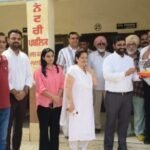 पंजाब22जुलाई26*अबोहर में भाजपा के मेयर बनने पर बार एसो. के प्रधान प्रकाश सिंह बराड़ व आर.एस. फोर ने बांटे लड्डू