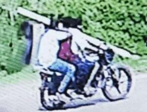चित्रकूट23जुलाई26*जंगल में प्रेमी के हाथ-पैर बांधकर छात्रा के साथ सामूहिक बलात्कार*