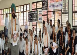 अबोहर पंजाब23जुलाई26*बार एसो. अबोहर ने एलएडीसी के विरोध में हड़ताल 17वें दिन में वकीलों ने भी शुरू की भूख हड़ताल,