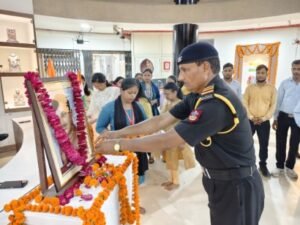 लखनऊ23जुलाई26*चन्द्रशेखर आजाद की जयंती पर राज्य संग्रहालय में पुष्पांजलि एवं श्रद्धांजलि अर्पित*
