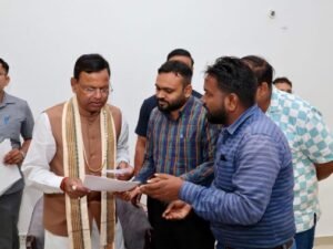 लखनऊ23जुलाई26*68,500 सहायक शिक्षक भर्ती परीक्षा 2018*