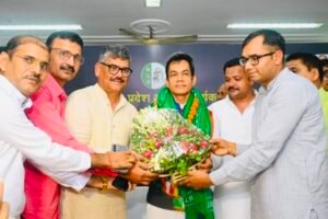 लखनऊ23जुलाई26*नवनियुक्त कार्यकारी प्रदेश अध्यक्ष अनुपम मिश्रा का भव्य स्वागत एवं अभिनंदन*