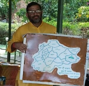 *बांदा 23 जुलाई 26*संसद के मानसून सत्र में बुंदेलखंड राज्य की मांग उठाएं बुंदेलखंड के सांसद – प्रवीण पाण्डेय बुंदेलखंडी*
