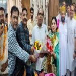 पंजाब25जुलाई26*मेयर बनने के बाद पूजा वधवा को बधाई देने वालों के लगे तांते