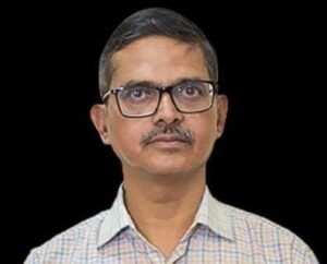 लखनऊ26जुलाई26*02 MLAs से जुड़े पुराने पेपर लीक मामलों में प्रभावी पैरवी की मांग*