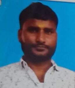 सुल्तानपुर28जुलाई26*हत्यारोपी केशरी मामा ने पुलिस को चकमा देकर किया सरेंडर,शार्प शूटर में होती है गिनती*