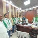 लखनऊ30जुलाई26*किसानों की समस्याओं को लेकर एसडीएम से हुई महत्वपूर्ण बैठक*