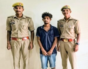 मथुरा 30 जुलाई 26* नाबालिग बच्ची को बहला-फुसलाकर ले जाने वाले एक वांछित अभियुक्त को किया गया गिरफ्तार ।*