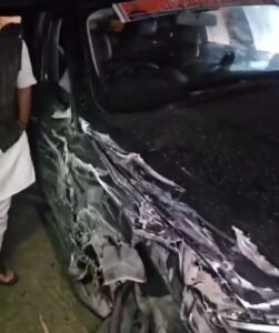 महोबा 2जुलाई26*चरखारी से BJP विधायक ब्रजभूषण राजपूत की कार को एक बेकाबू ट्रक ने टक्कर मारी. 