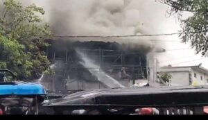 लखनऊ18जुलाई26*लखनऊ में कोचिंग लाइब्रेरी के बाद बाराबंकी में एक और अग्निकांड 