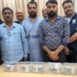 लखनऊ3अगस्त26*40 लाख की मांग, 7.50 लाख की रिश्वत लेते JE और सुपरवाइजर गिरफ्तार*