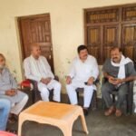 अयोध्या5अगस्त26*जिला सचिव के निधन पर कांग्रेस जिलाध्यक्ष ने शोकाकुल परिवार को बंधाया ढांढस