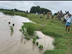 बांदा 6 अगस्त 26*पैलानी में लापता मानसिक रूप से बीमार महिला की तलाश जारी,नाले में डूबने की आशंका; पुलिस ने उतारे गोताखोर*