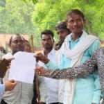 बांदा11 अगस्त 26*जमालपुर में RCC रोड के चलते जलभराव, कई मकान गिरे*