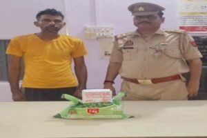 मथुरा 16 अगस्त 26* “ऑपरेशन प्रहार” के तहत 01 अभियुक्त को अवैध देशी शराब के साथ गिरफ्तार किया गया ।*