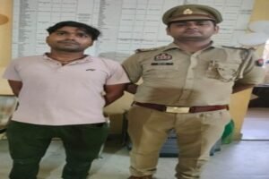 मथुरा 16 अगस्त 26* “ऑपरेशन प्रहार” के तहत 01 अभियुक्त को कुल 18 पव्वा अवैध देशी शराब के साथ गिरफ्तार किया गया ।*
