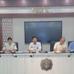 पूर्णिया बिहार 18 अगस्त 26 पूर्णिया में विकास और जनकल्याण योजनाओं की धीमी रफ्तार पर DM अंशुल कुमार सख्त