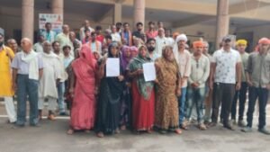 बांदा 18अगस्त 26*बरगहनी गांव में जर्जर सड़क-नाली और जलभराव से परेशान ग्रामीण*