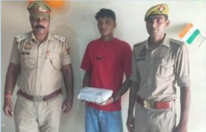 मथुरा 19 अगस्त 26*थाना जैत जनपद मथुरा पुलिस द्वारा 01 अभियुक्त को अवैध गांजा सहित गिरफ्तार किया गया ।*