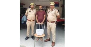 मथुरा 21 अगस्त 26* थाना बलदेव से वांछित चल रहे 01 अभियुक्त को चोरी के सामान, 01 अवैध हथियार सहित गिरफ्तार किया गया ।*