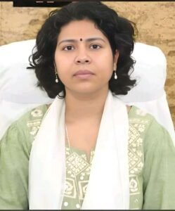 गोण्डा24अगस्त26*यूपी की महिला IAS अफसर दुर्गा शक्ति नागपाल एक बार फिर सुर्खियों में हैं*