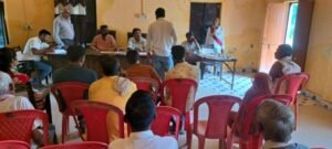 कौशाम्बी24अगस्त26*उप जिलाधिकारी ने ग्राम तेरहरा में भूमि विवाद की 04 शिकायतों का मौके पर किया निस्तारण*