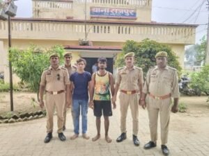 कानपुर देहात24अगस्त26* नाबालिग से से दुष्कर्म मामले में त्वरित कार्रवाई करते हुए दो आरोपियों को गिरफ्तार किया 