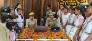 बांदा 28 अगस्त26*रक्षाबंधन पर बिसंडा पुलिस का महिलाओं एवं बालिकाओं को विशेष उपहार ,