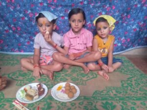 बांदा28 अगस्त 26*12साल बाद बांदा में मिला घर से लापता भाई,वीडियो कॉल पर पहचानते ही छलक पड़े आंसू*